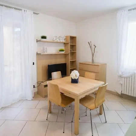 Apartment R4 - Silenzioso In Centro Vicino A Spiagge E Stazione